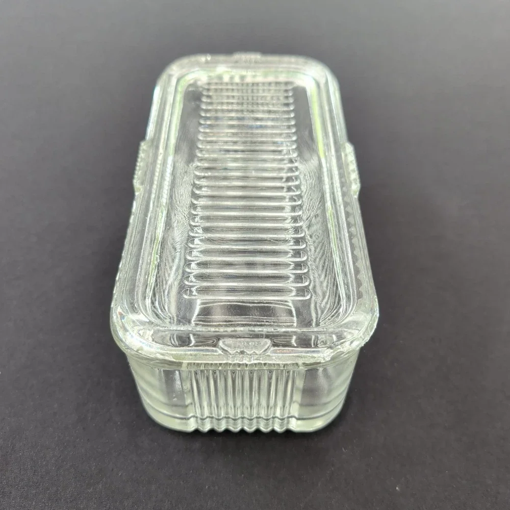 Vintage Clear Glass Ribbed Covered Rectangular Refrigerator Dish FLAWS